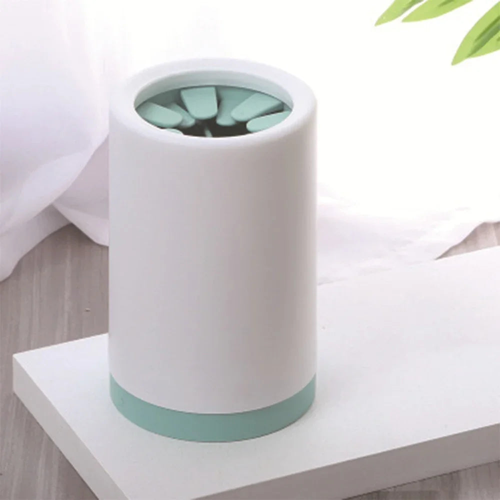 Dog Paw Cleaner Cup Soft Silicone Combs Portable Outdoor Pet Towel Foot Washer Paw Clean Brush Quickly Wash Foot Cleaning Bucket