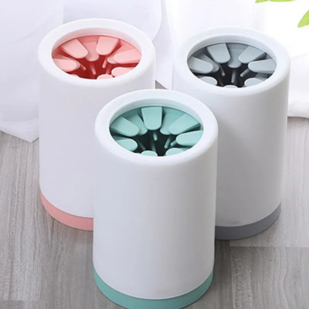 Dog Paw Cleaner Cup Soft Silicone Combs Portable Outdoor Pet Towel Foot Washer Paw Clean Brush Quickly Wash Foot Cleaning Bucket